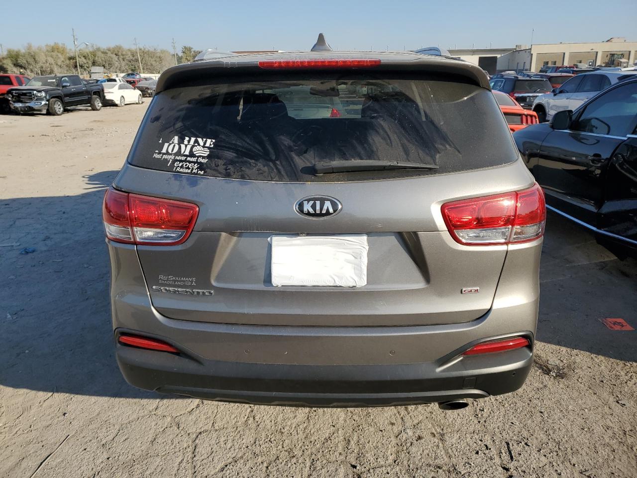 2017 Kia Sorento Lx VIN: 5XYPG4A34HG256027 Lot: 74596424