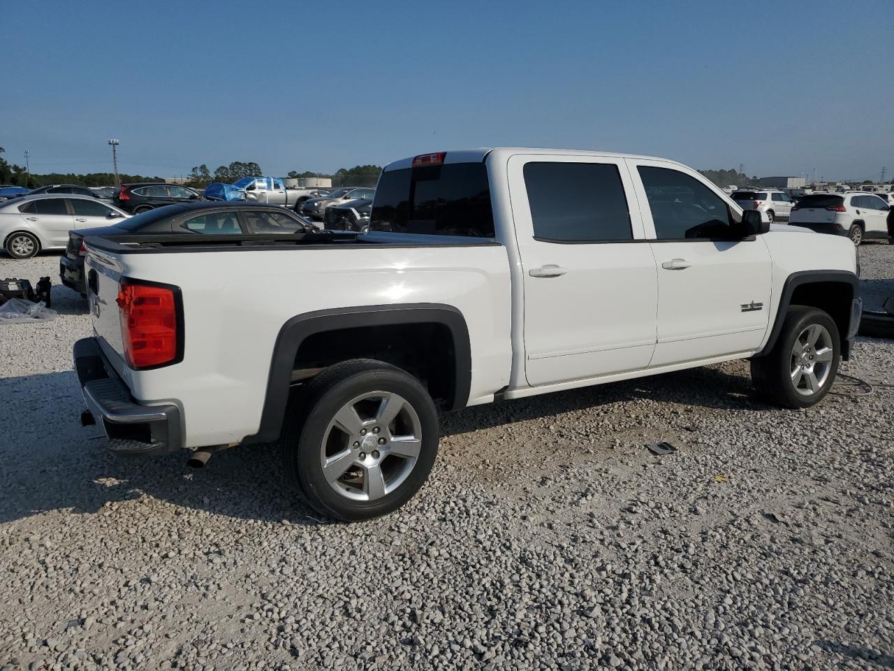 2018 Chevrolet Silverado C1500 Lt VIN: 3GCPCRECXJG204315 Lot: 76573994