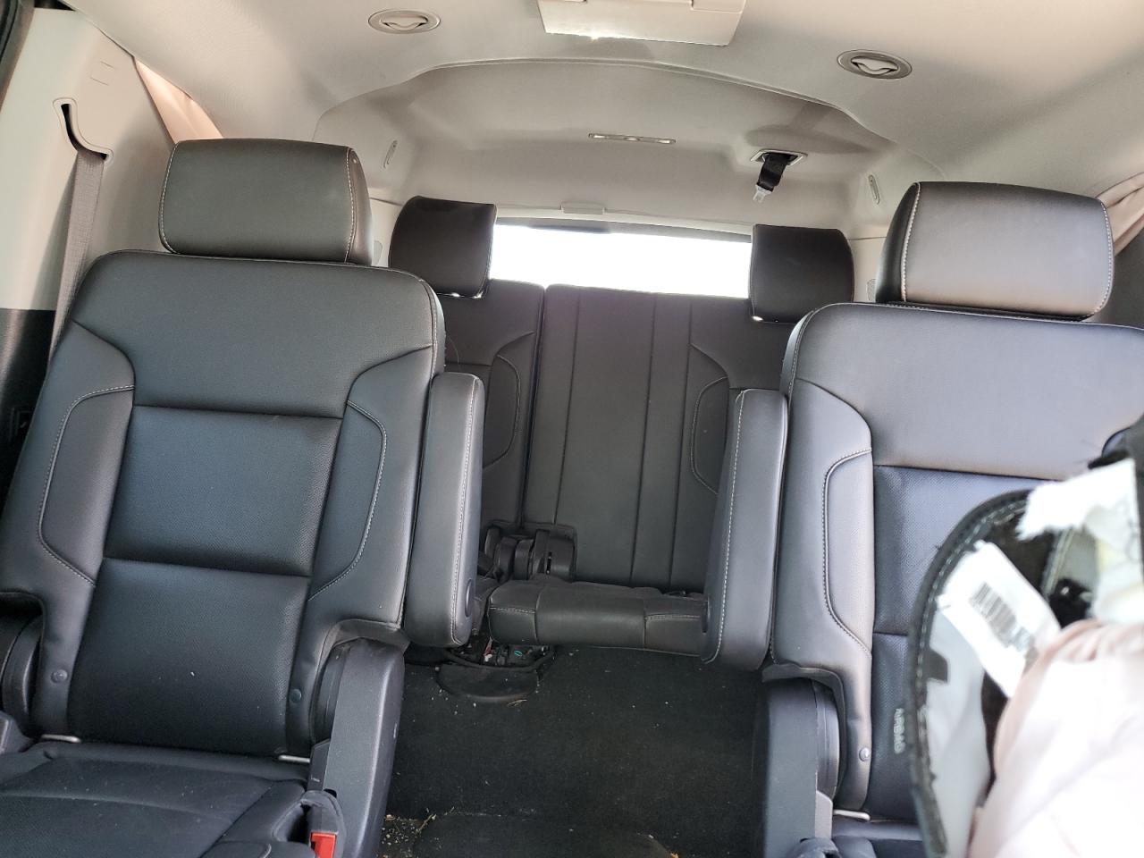 1GNSKJKC0JR265599 2018 Chevrolet Suburban K1500 Premier