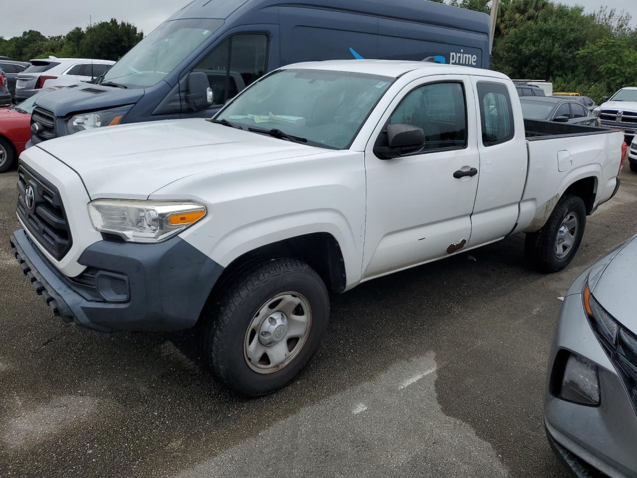 5TFRX5GNXGX063111 2016 Toyota Tacoma Access Cab