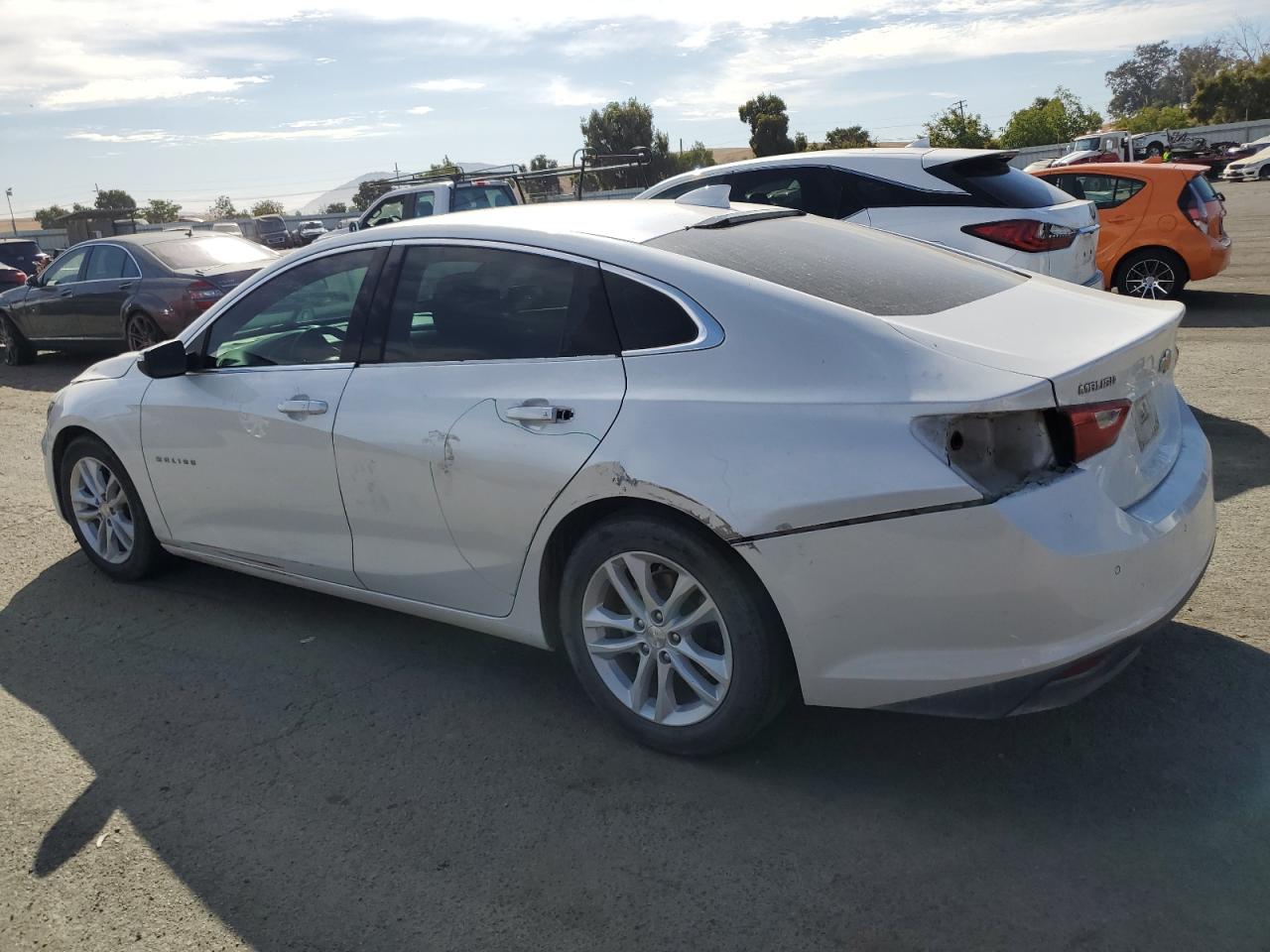 1G1ZJ5SU3GF308118 2016 CHEVROLET MALIBU - Image 2