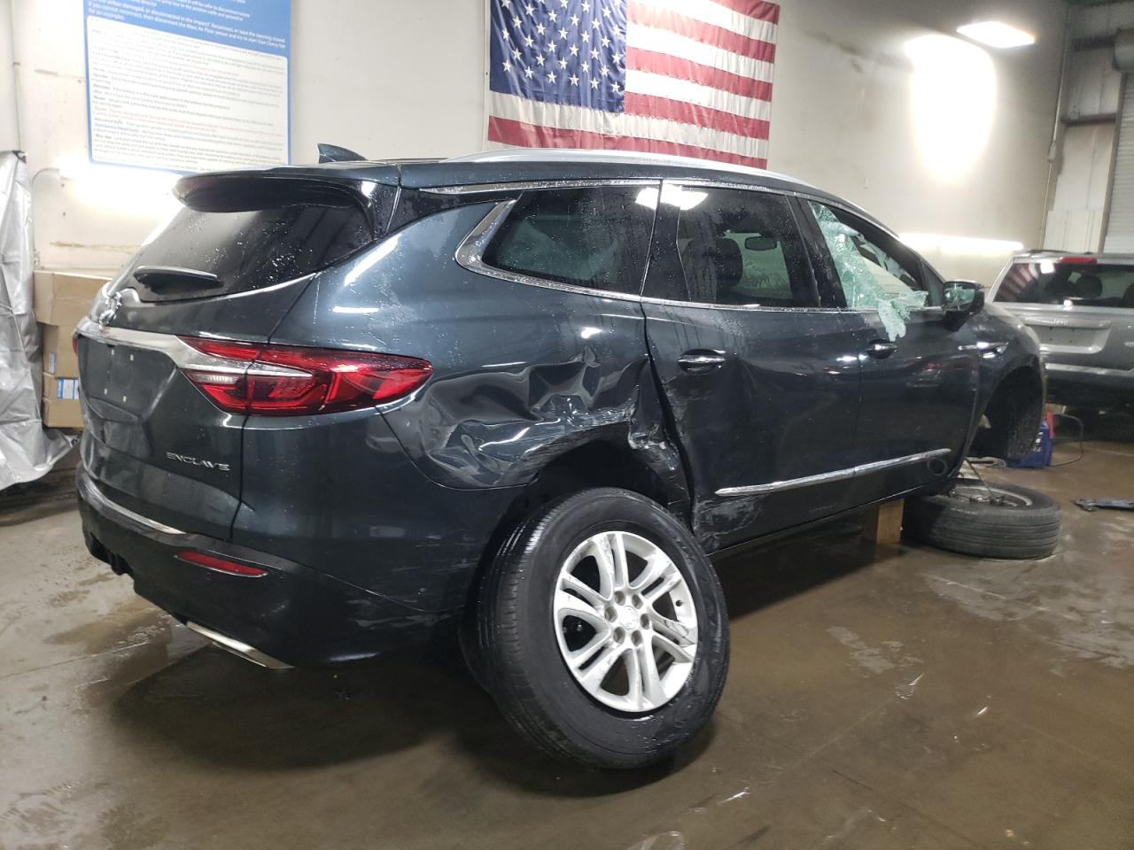 2019 Buick Enclave - Image 3