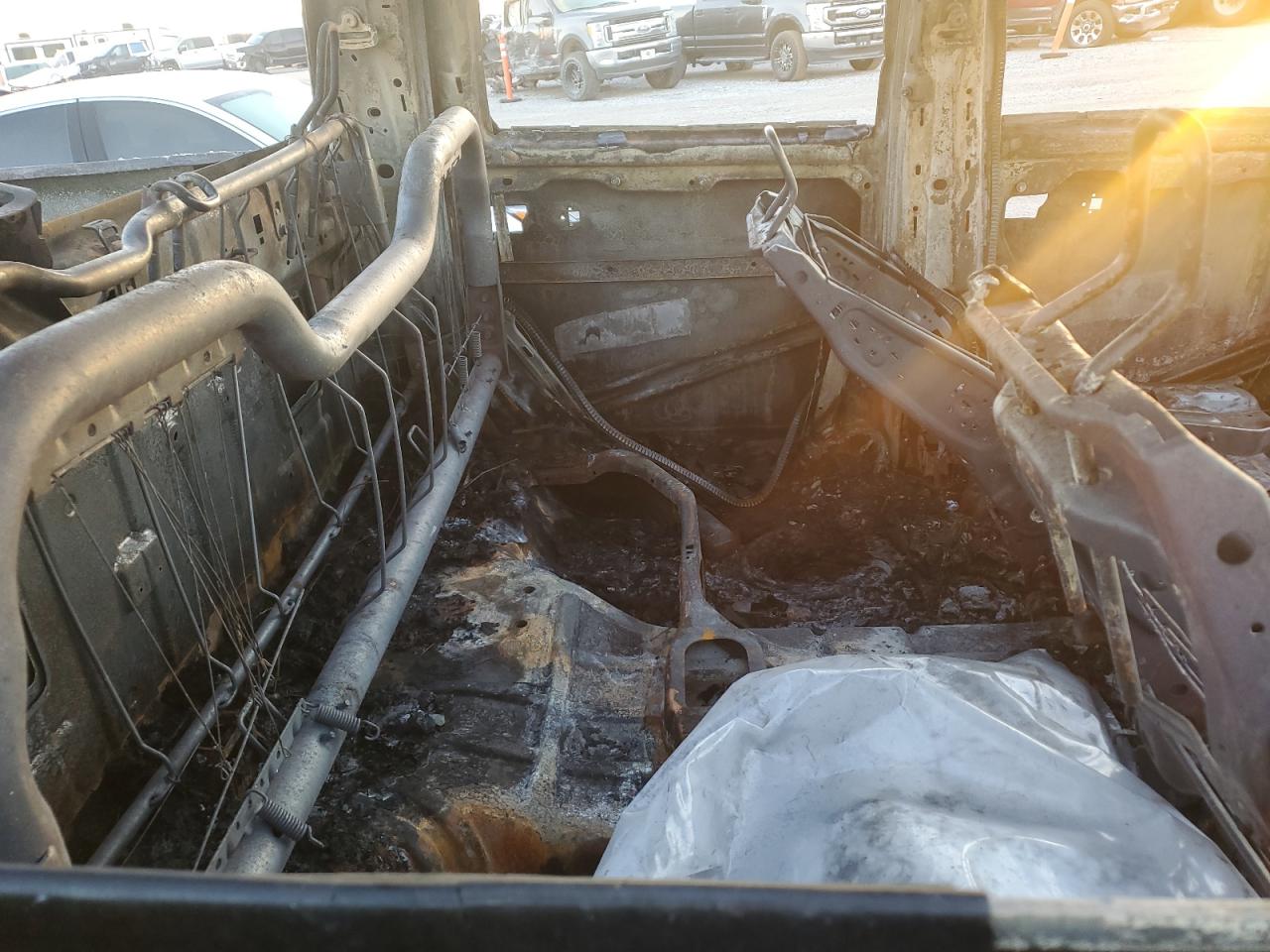 2015 RAM 1500 - Image 11