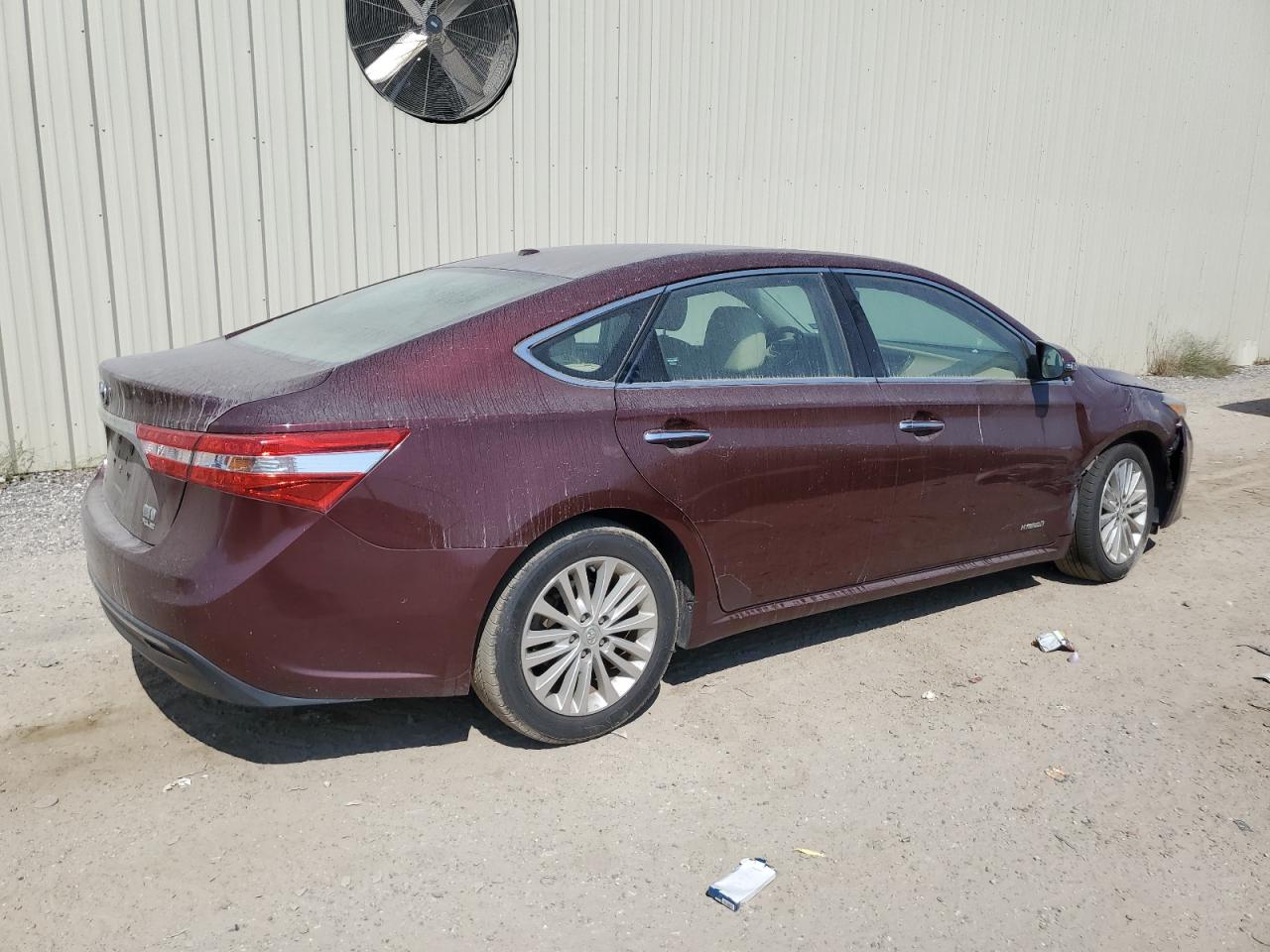 2015 Toyota Avalon - Image 3