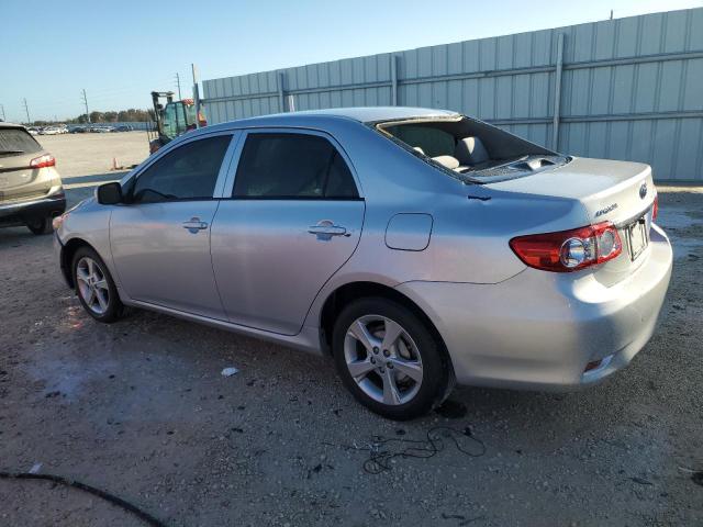  TOYOTA COROLLA 2013 Srebrny