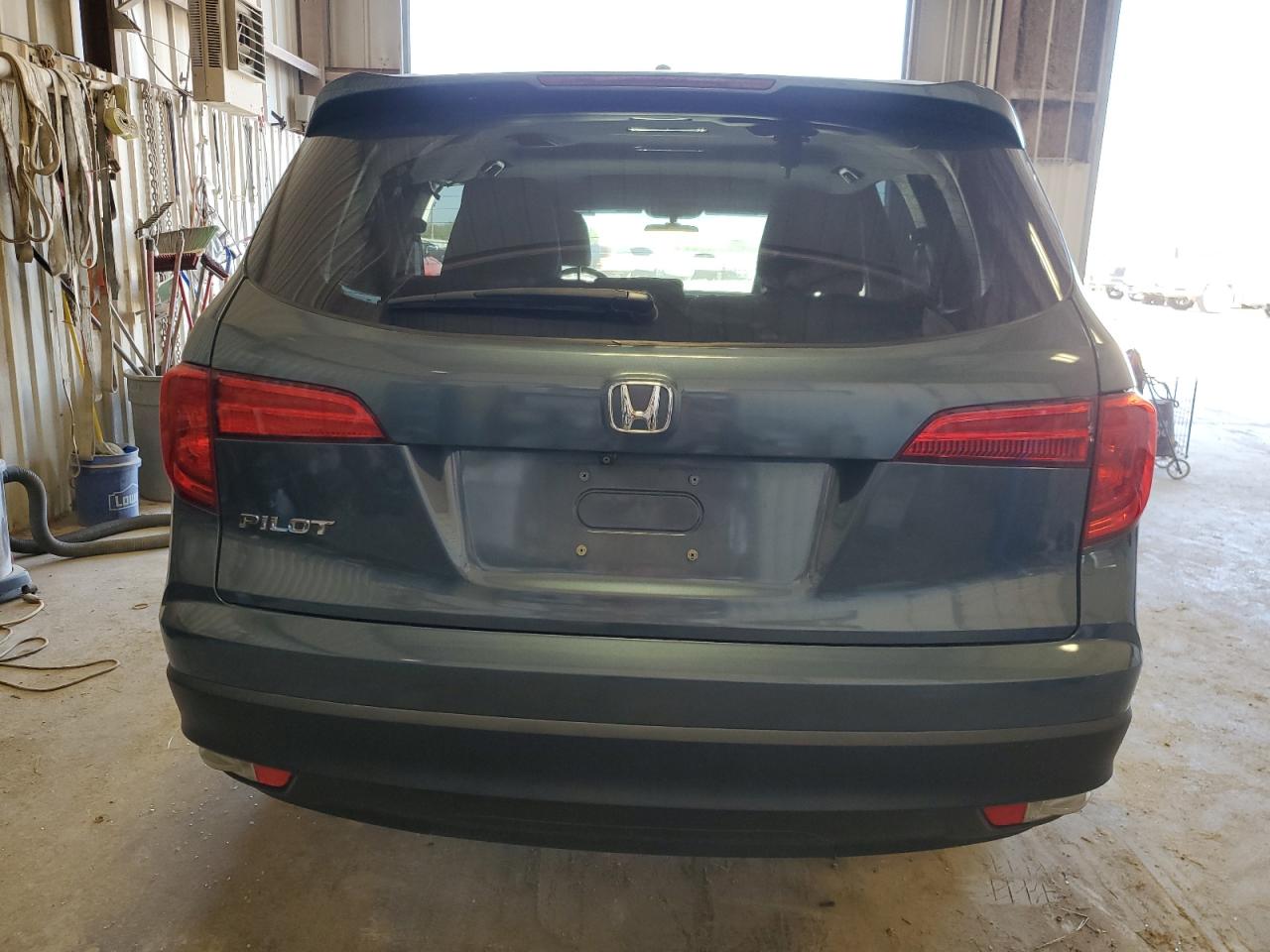 5FNYF5H52JB024401 2018 Honda Pilot Exl