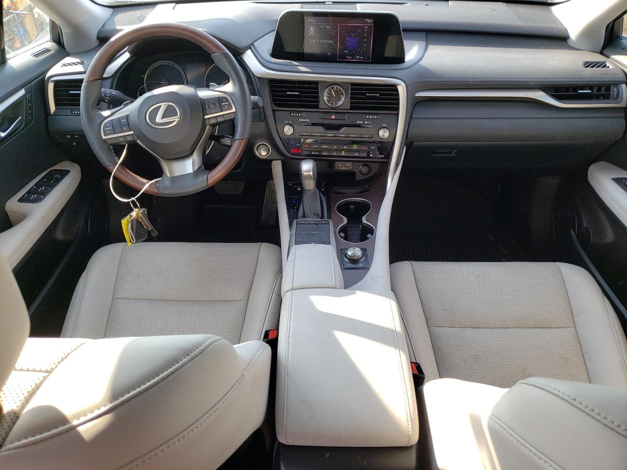 2022 Lexus RX - Image 8