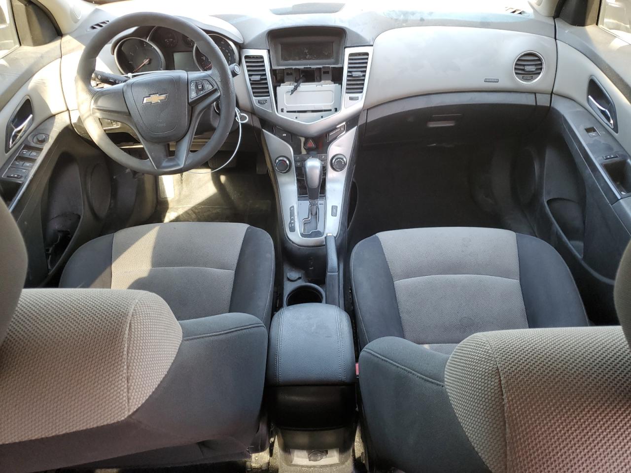 2016 Chevrolet Cruze - Image 8