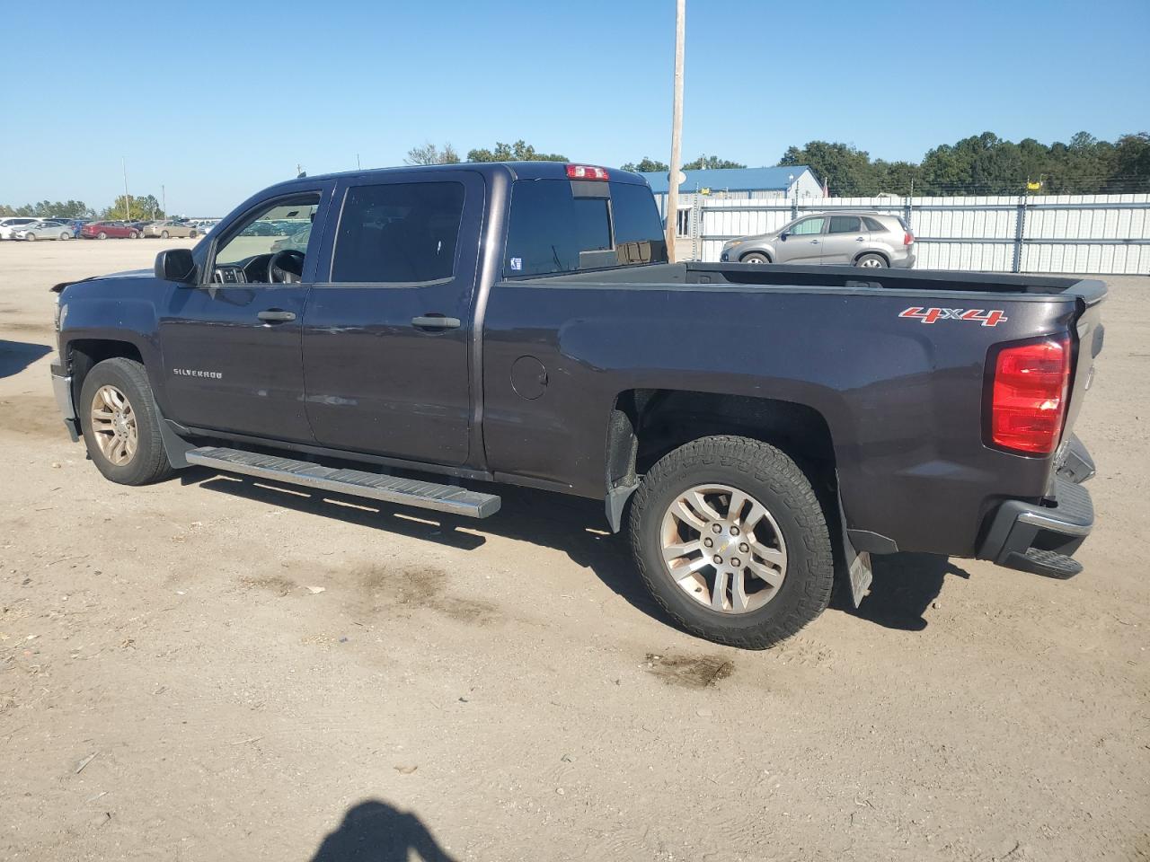 2014 Chevrolet Silverado - Image 2