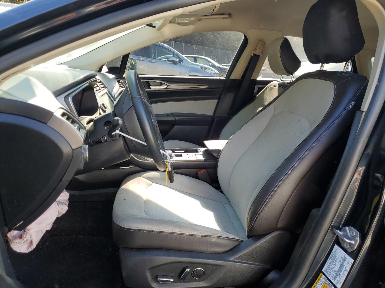 2020 Ford Fusion - Image 7
