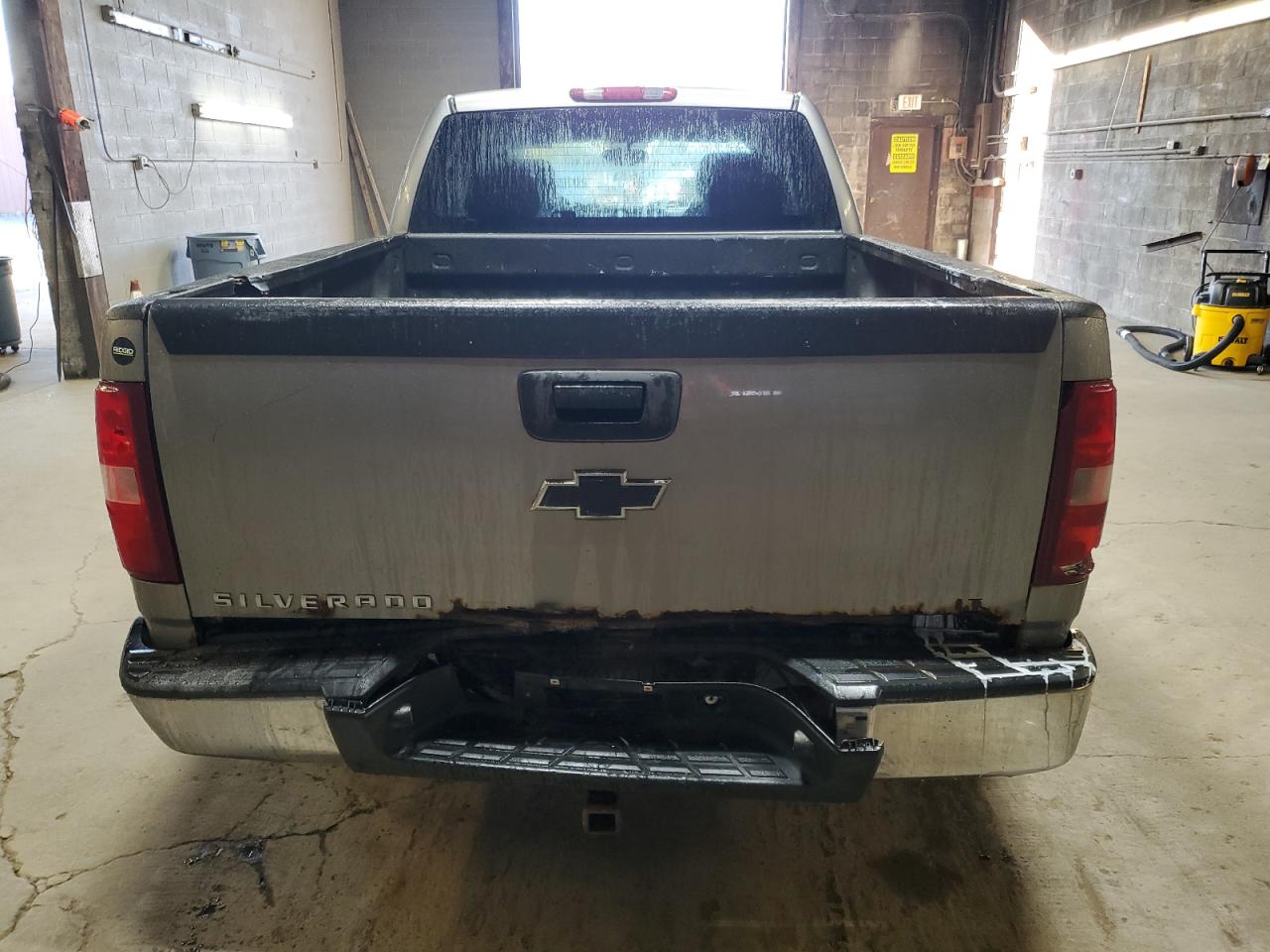 2008 Chevrolet Silverado K1500 VIN: 2GCEK19J881280669 Lot: 74754474