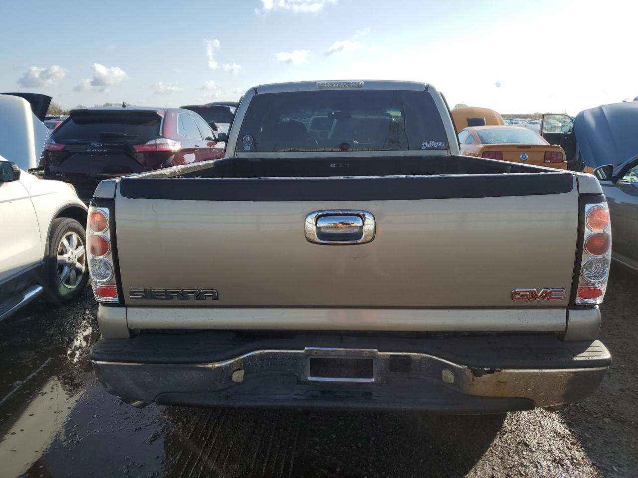 2002 GMC New Sierra C1500 VIN: 2GTEC19V521125861 Lot: 77967444