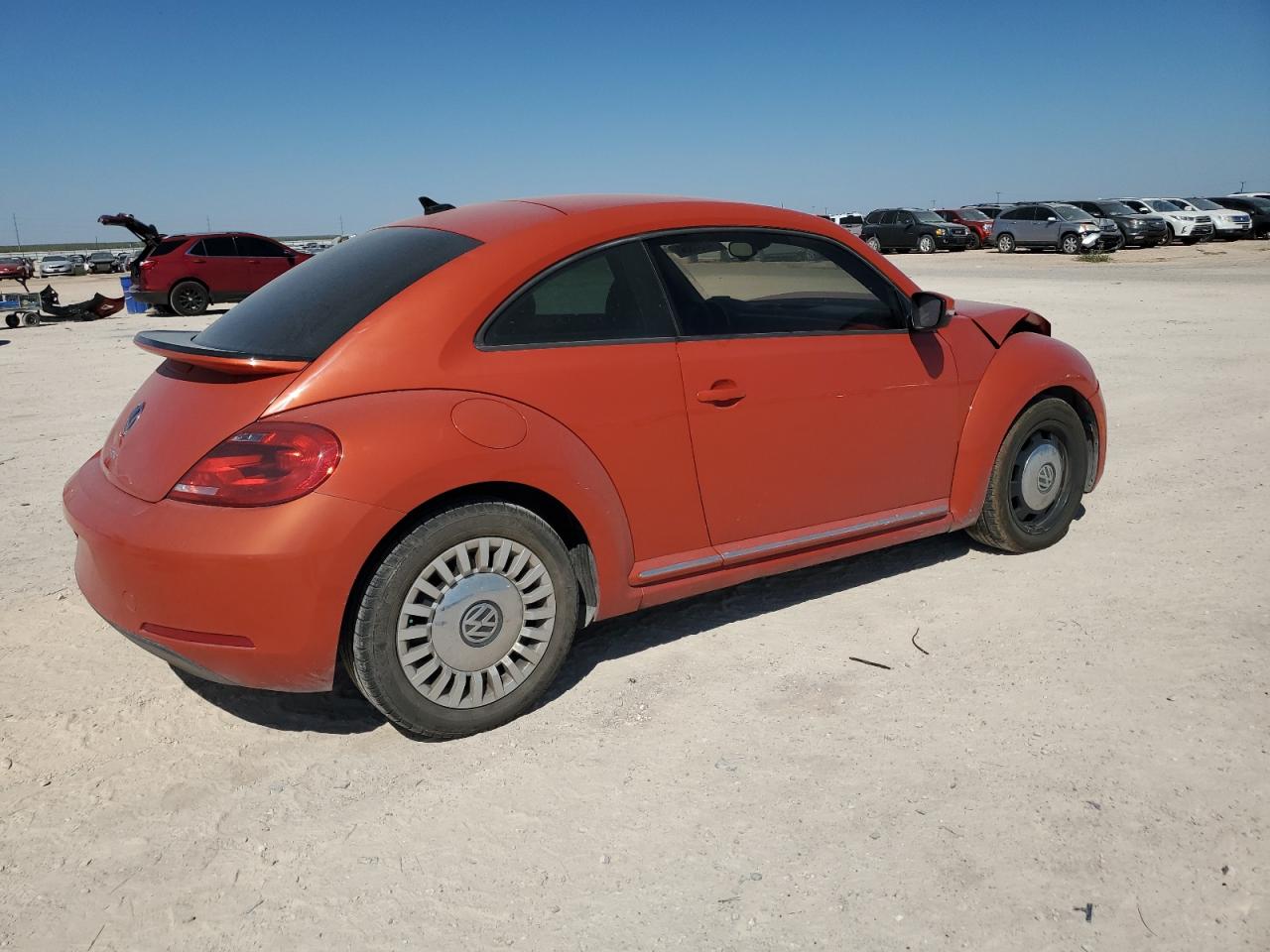 VIN 3VWJ17AT2GM633896 2016 VOLKSWAGEN BEETLE no.3