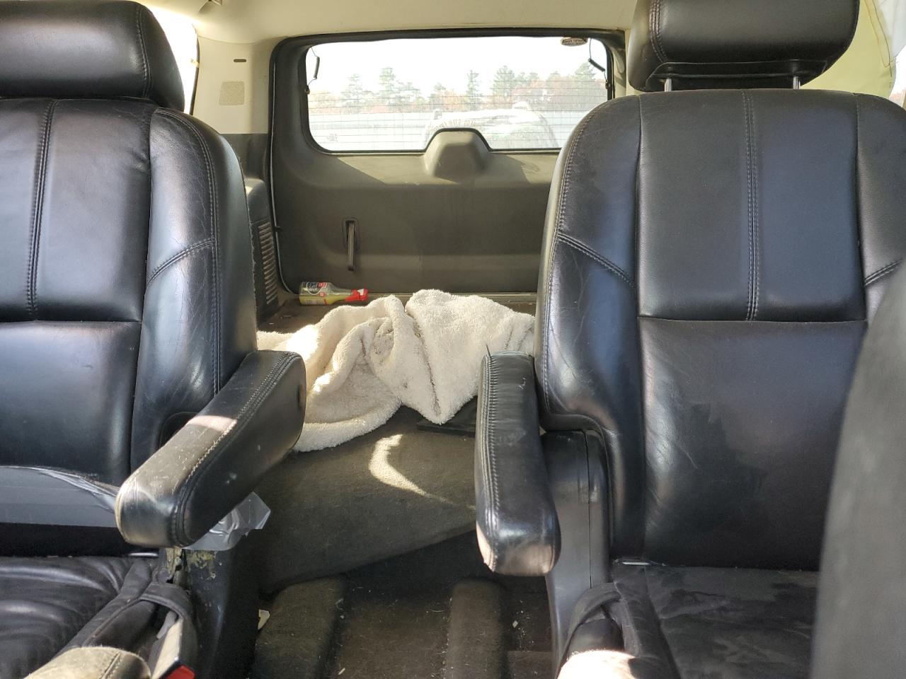 2007 GMC Yukon - Image 10