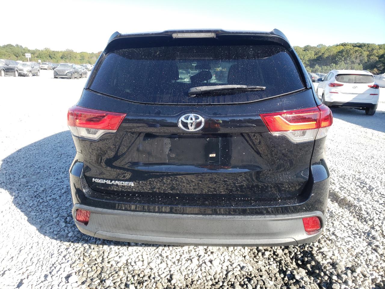 2018 Toyota Highlander Le VIN: 5TDZARFHXJS035939 Lot: 77088284