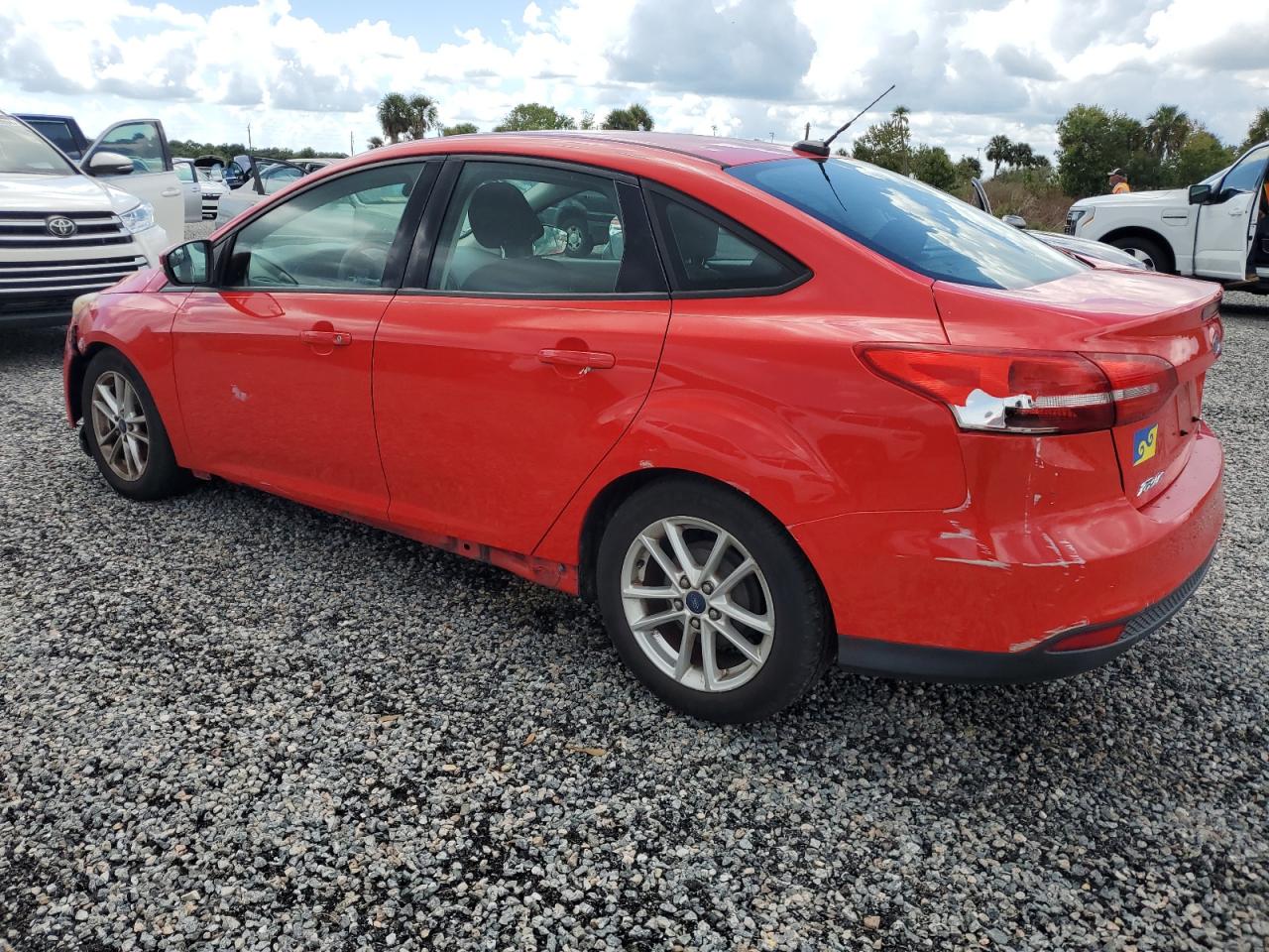 1FADP3F21FL269998 2015 FORD FOCUS - Image 2