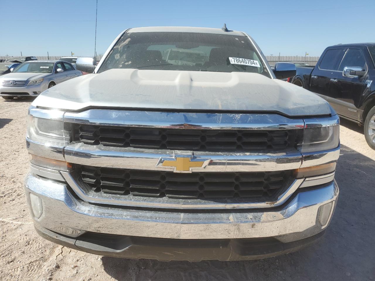 2016 Chevrolet Silverado - Image 5