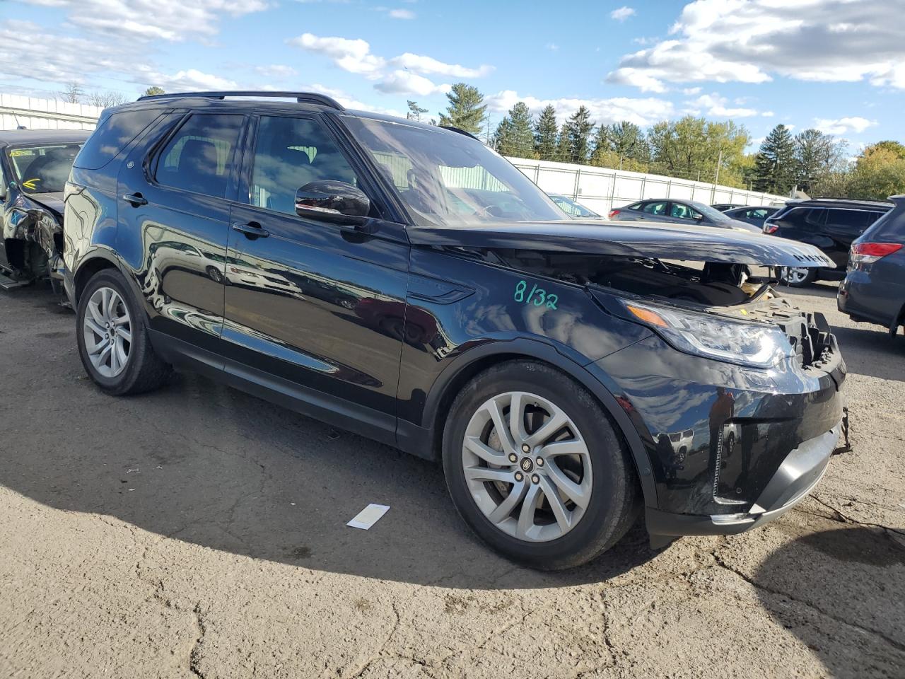 2020 Land Rover Discovery - Image 4