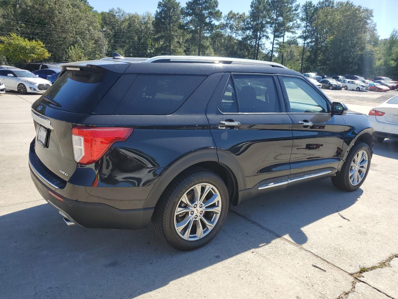 2021 Ford Explorer - Image 3