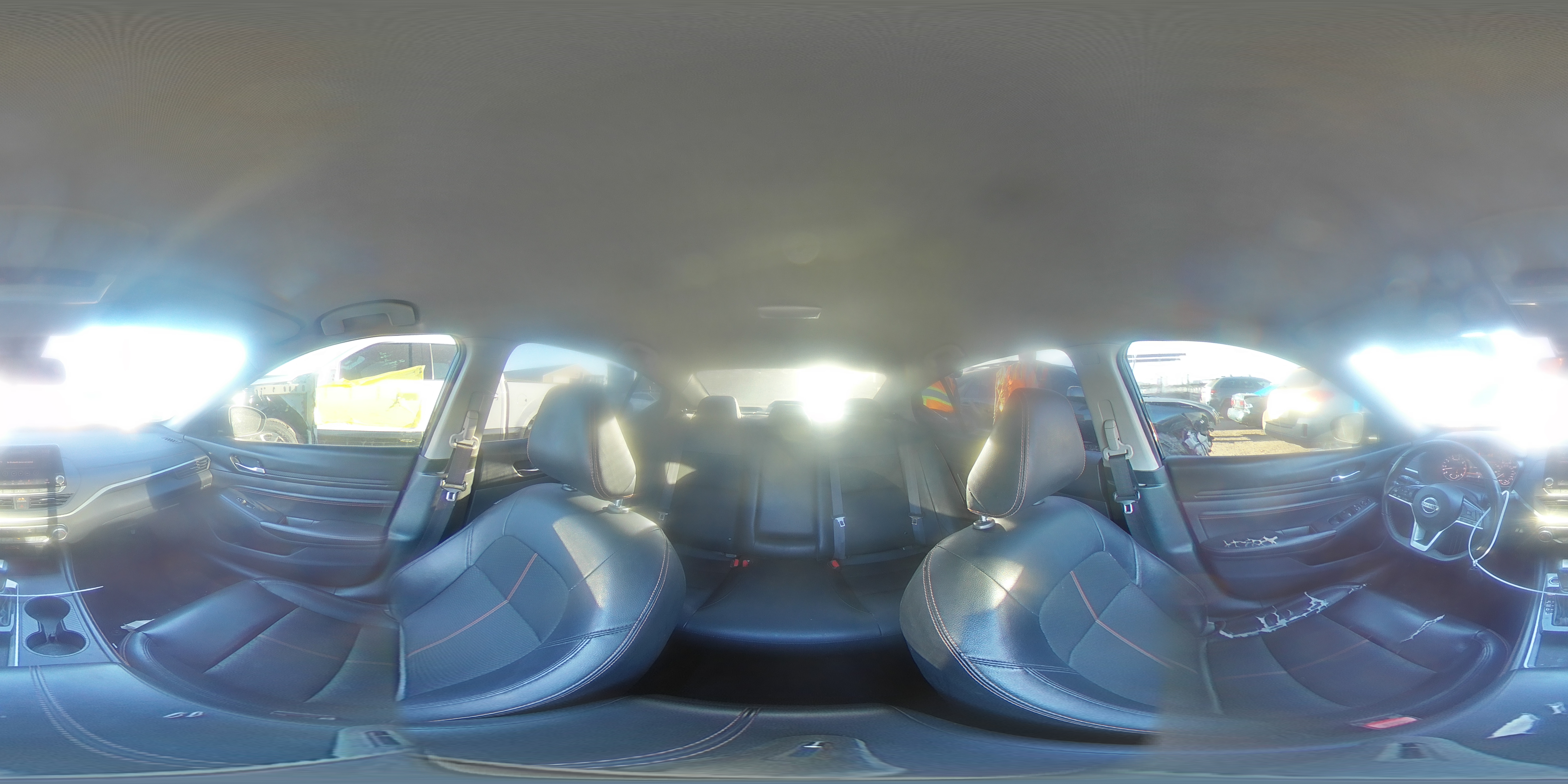 2020 Nissan Altima - Image 13
