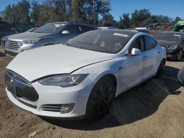 2014 Tesla Model S 