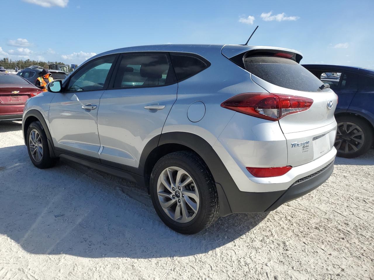 2017 Hyundai Tucson - Image 2