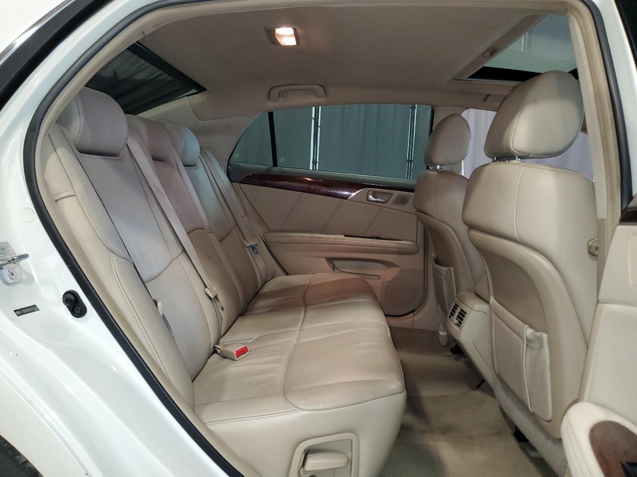 2008 Toyota Avalon - Image 10