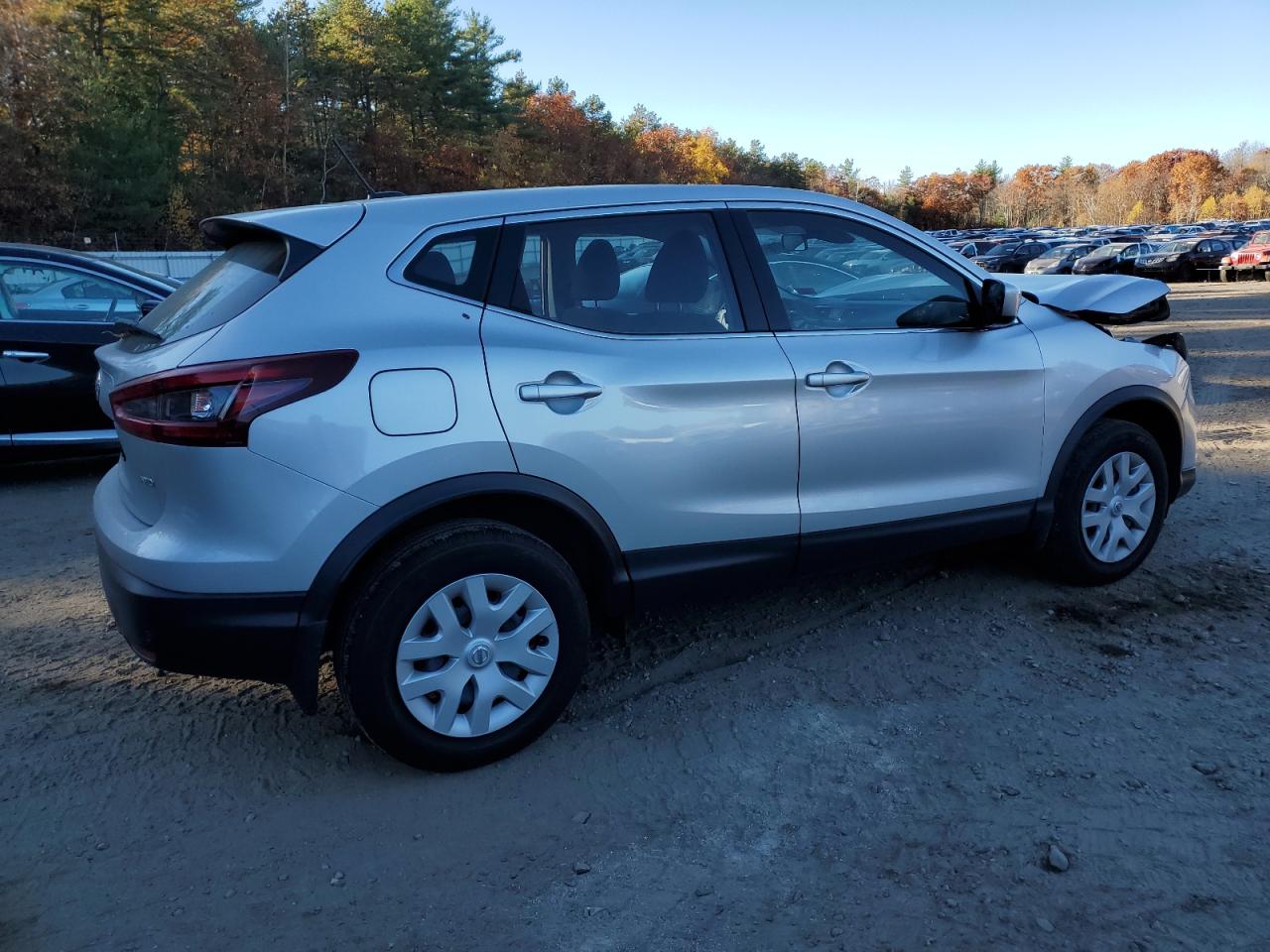 2020 Nissan Rogue - Image 3