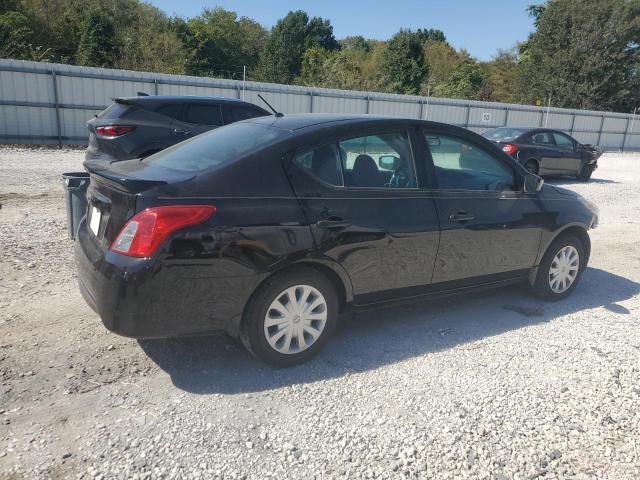  NISSAN VERSA 2019 Чорний