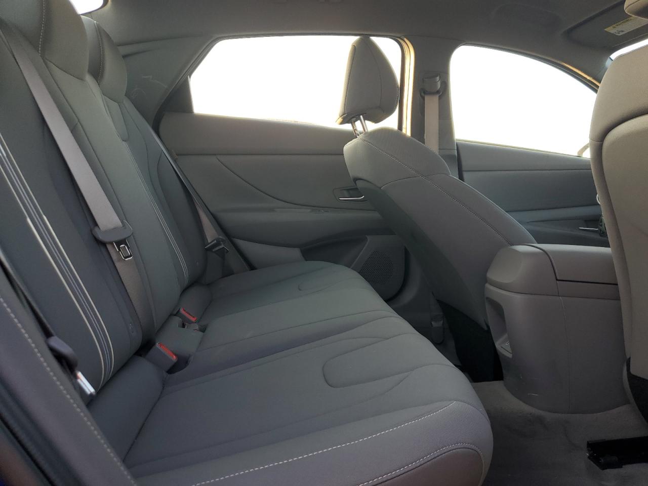 2024 Hyundai Elantra - Image 10