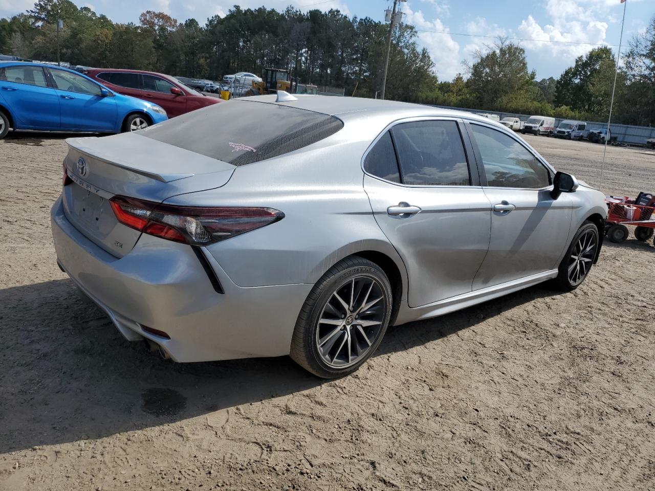 2021 Toyota Camry - Image 3