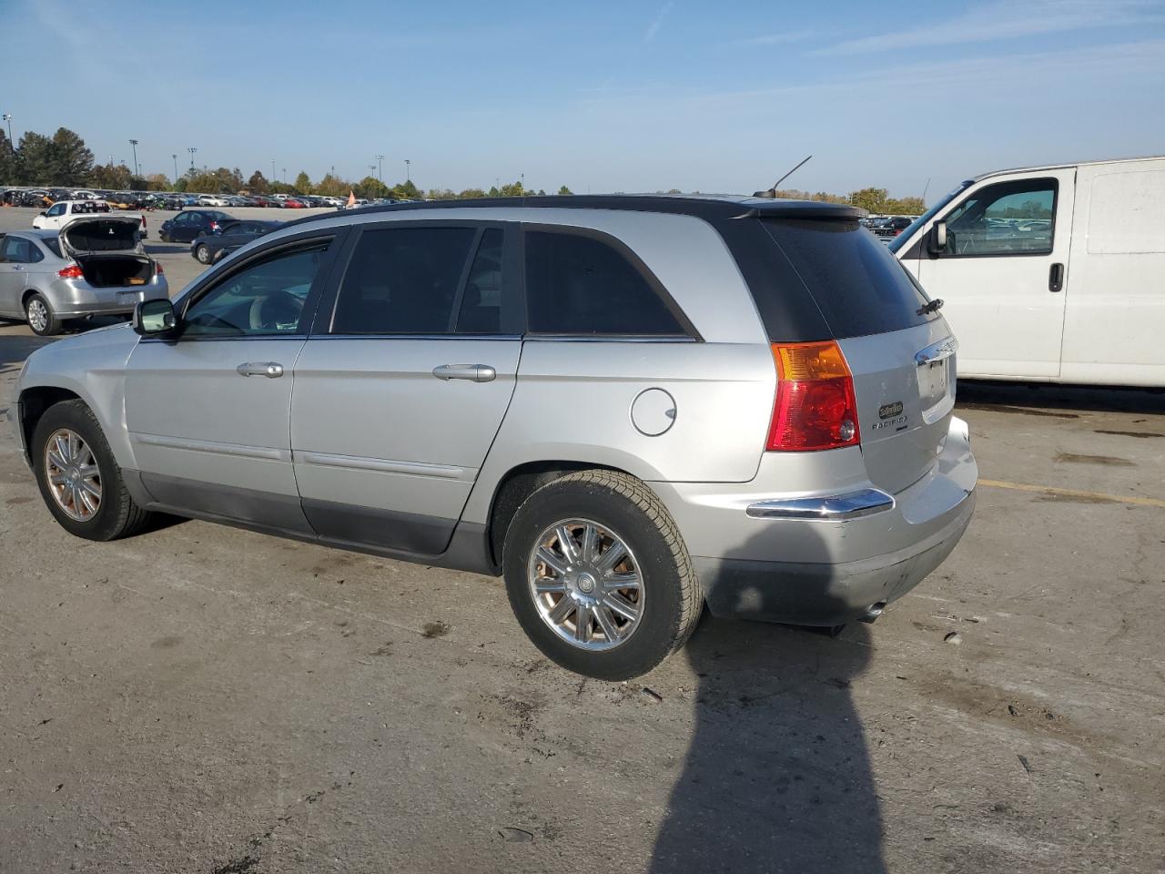2007 Chrysler Pacifica - Image 2