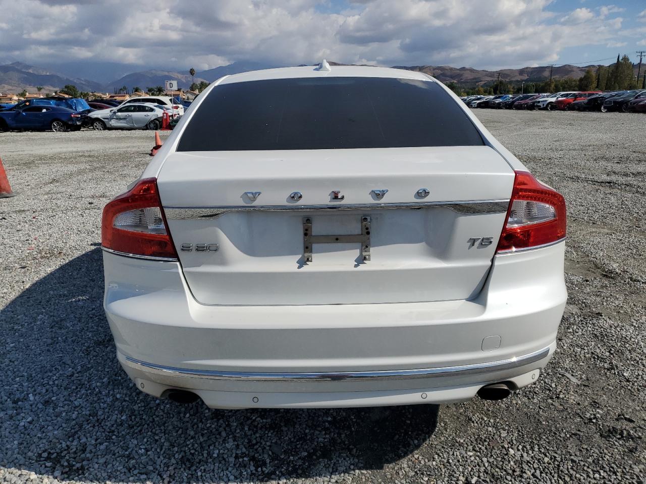 YV140MAK8F1186232 2015 Volvo S80 Premier