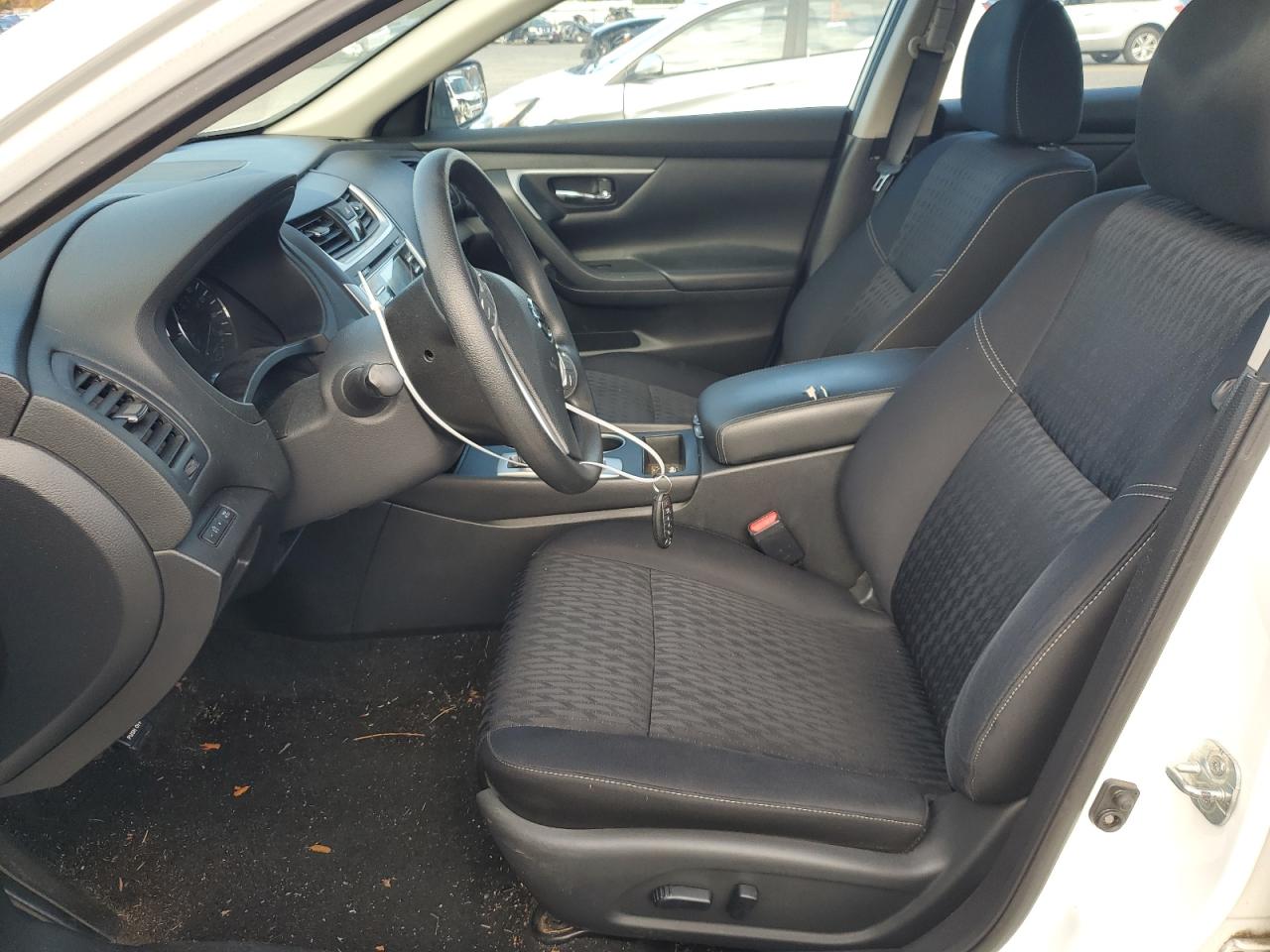 2018 Nissan Altima - Image 7