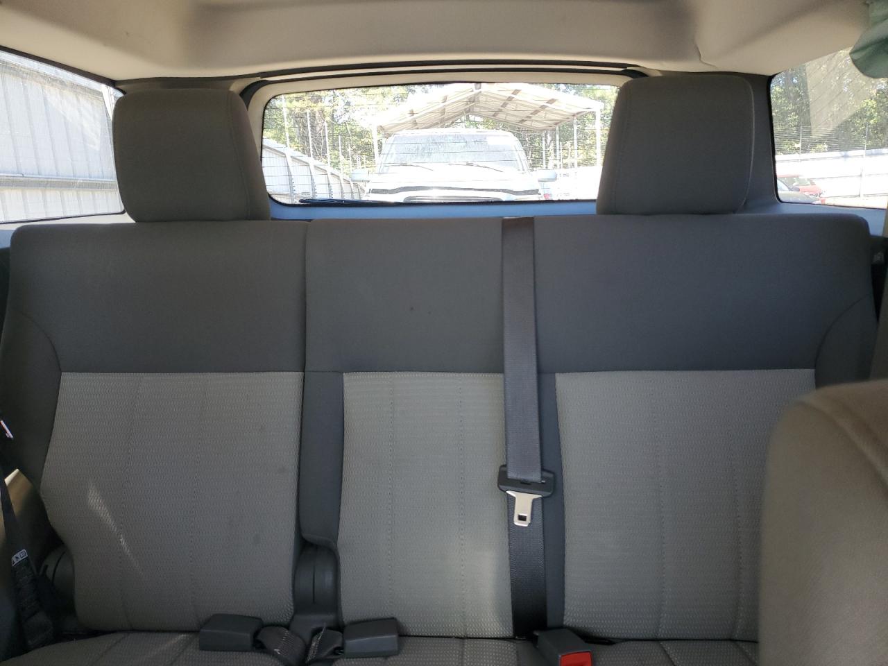 2008 Dodge Nitro - Image 10