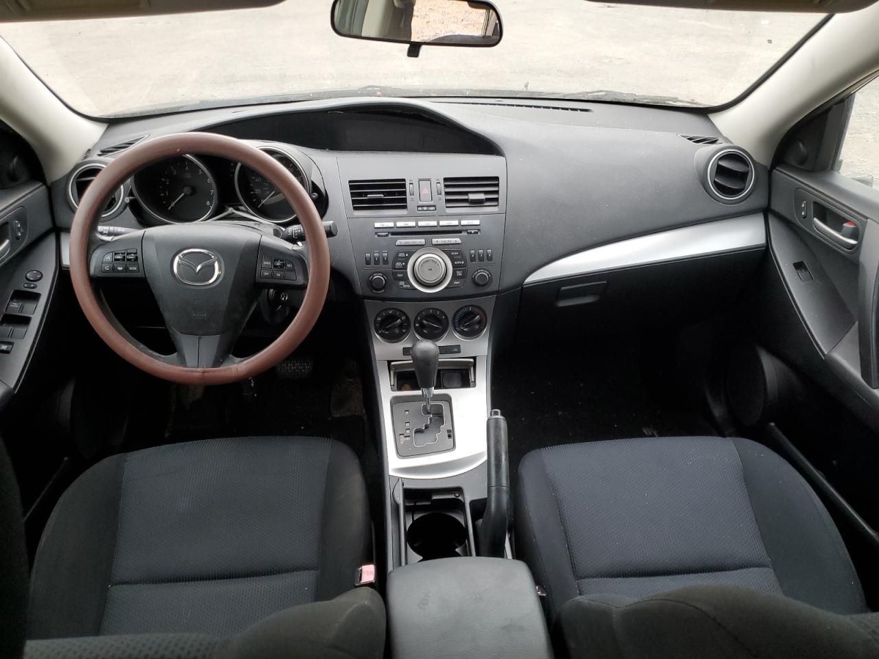 JM1BL1VF1B1445914 2011 Mazda 3 I