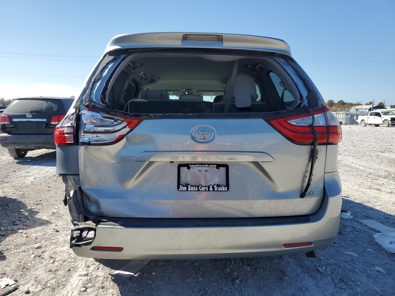 2015 Toyota Sienna Le VIN: 5TDKK3DCXFS607893 Lot: 74575664