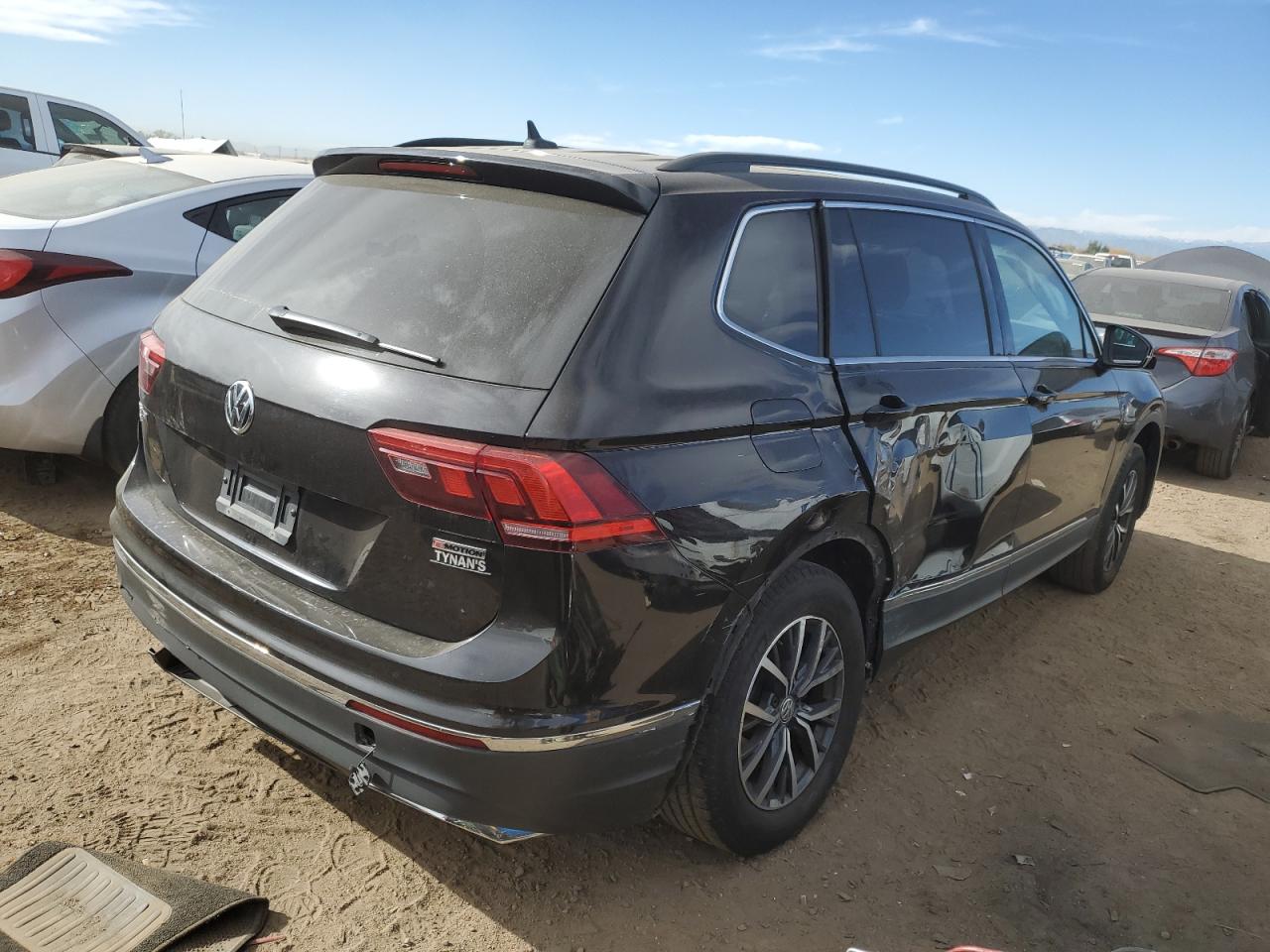2020 Volkswagen Tiguan - Image 3