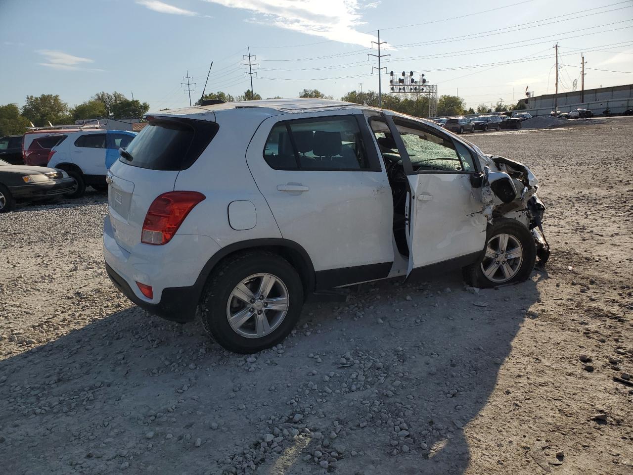 KL7CJNSB6JB599821 2018 Chevrolet Trax Ls