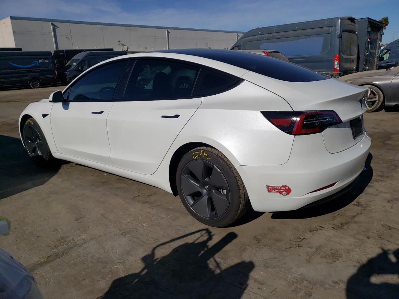 5YJ3E1EA9PF575280 2023 TESLA MODEL 3 - Image 2