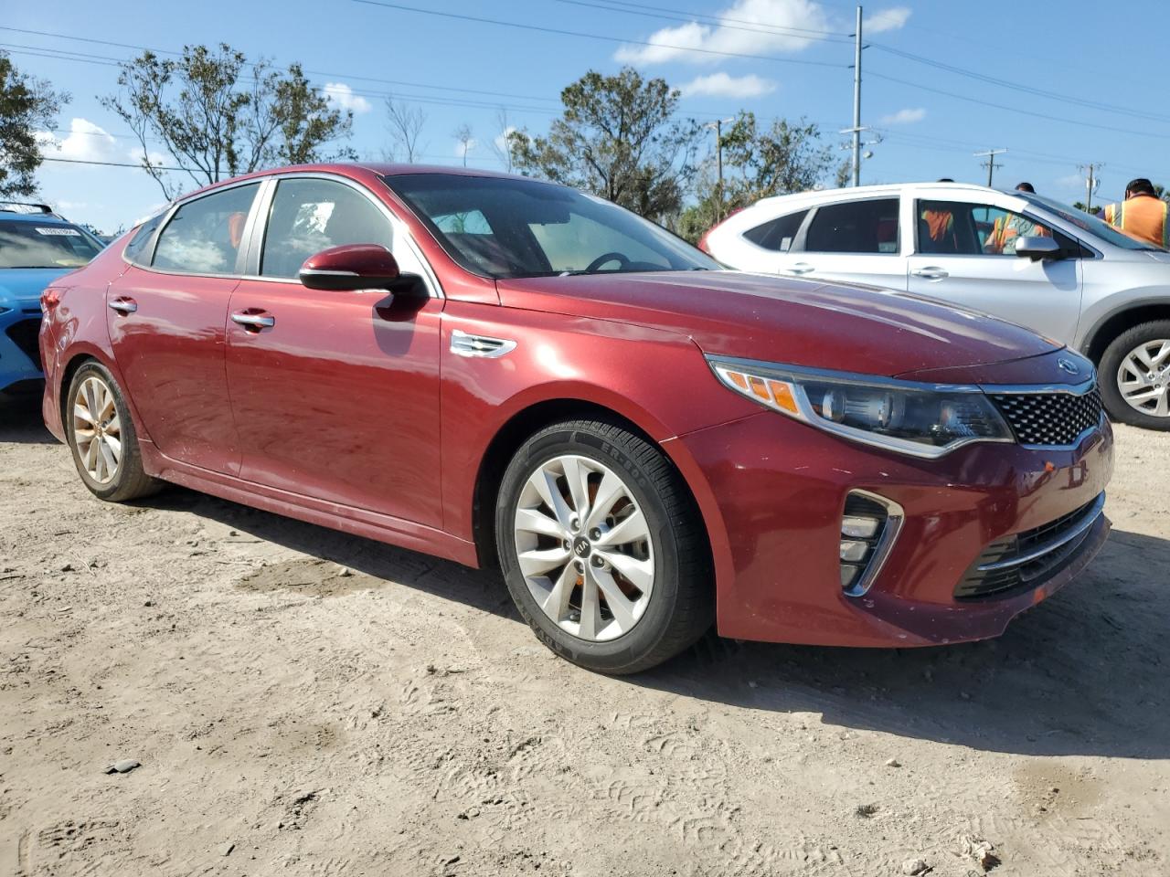 2018 Kia Optima Lx VIN: 5XXGT4L37JG221744 Lot: 77248454