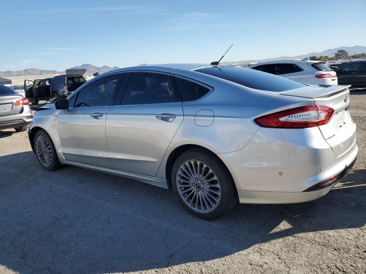 VIN 3FA6P0RU5DR321121 2013 FORD FUSION no.2