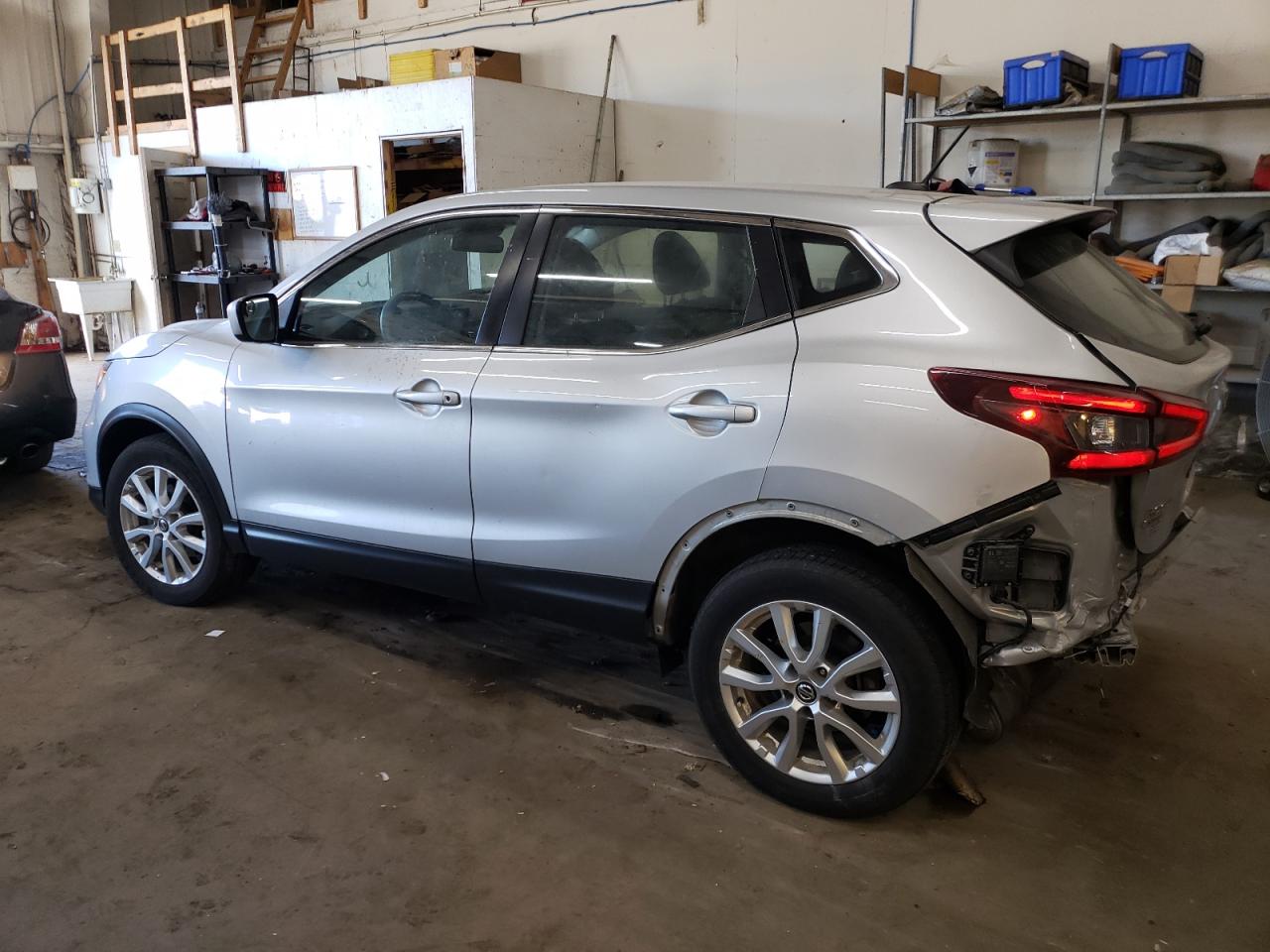 2021 Nissan Rogue - Image 2