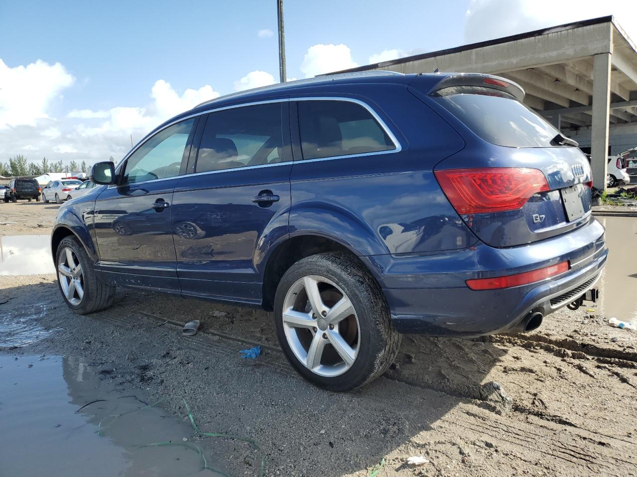 2013 Audi Q7 - Image 2