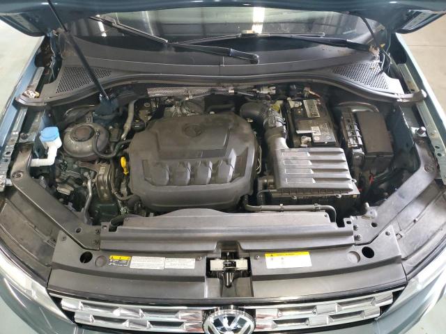 3VV2B7AX3LM151151 Volkswagen Tiguan SE 13