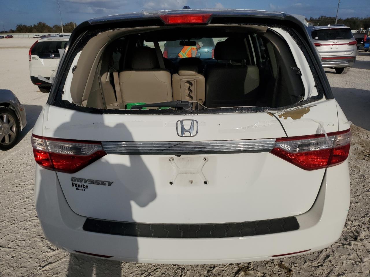 2012 Honda Odyssey - Image 6