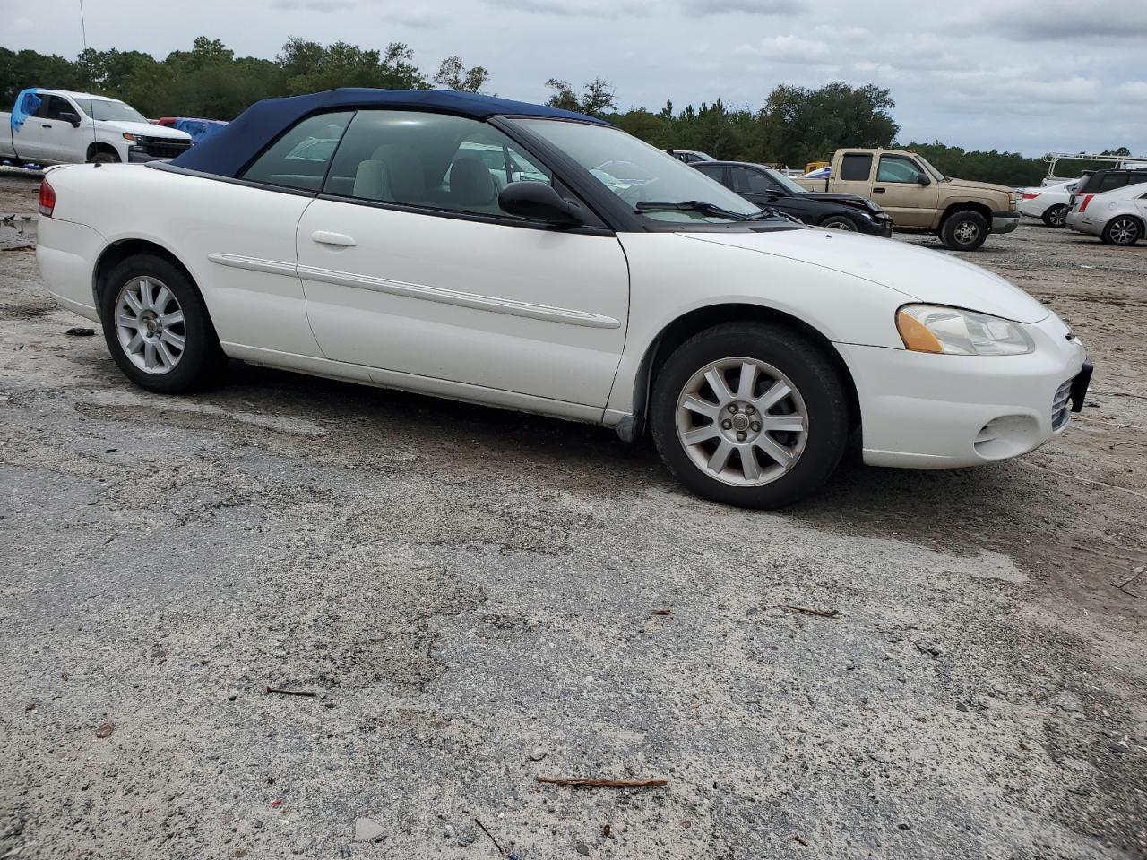 2003 Chrysler Sebring - Image 4