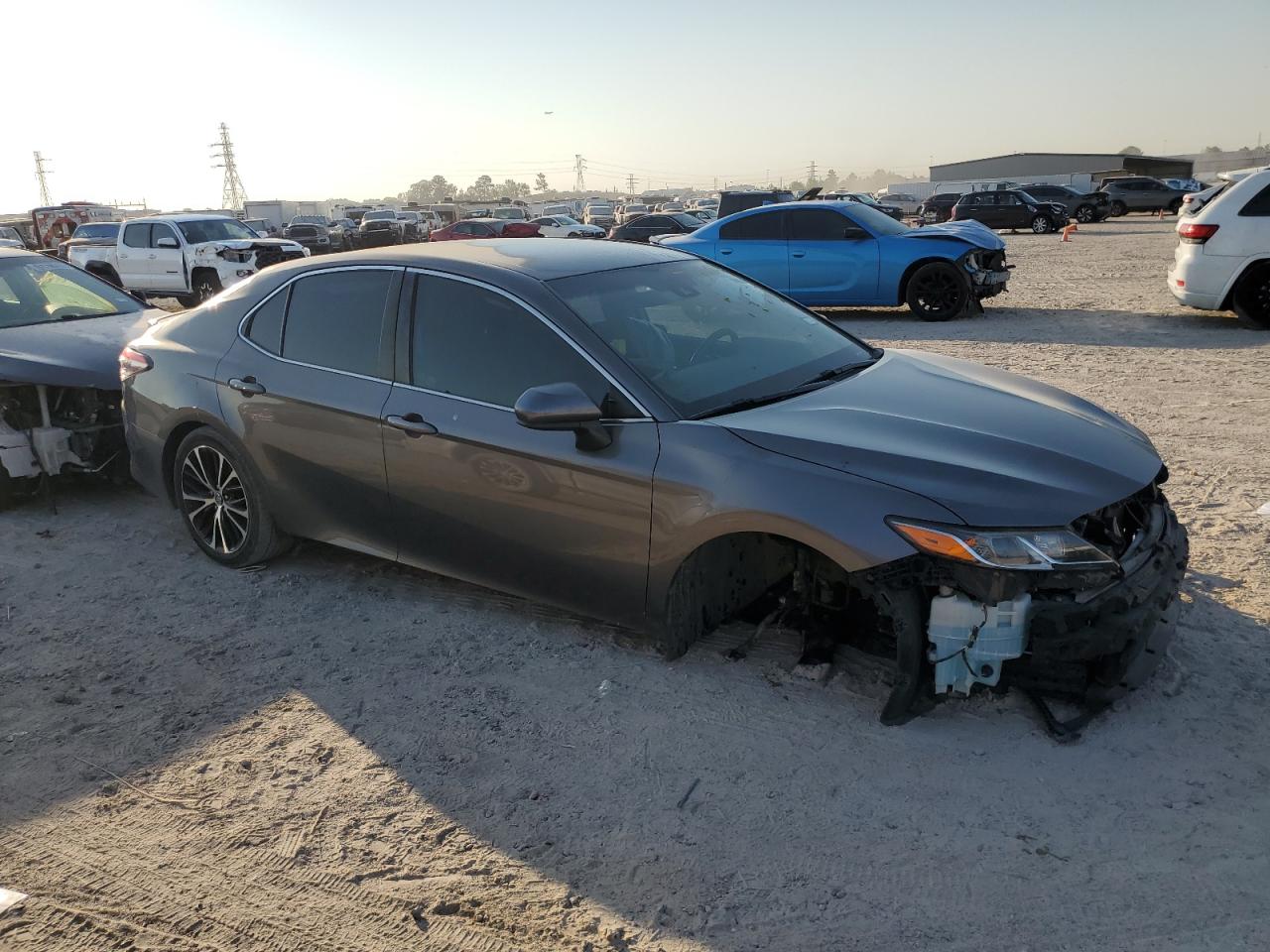2018 Toyota Camry - Image 4