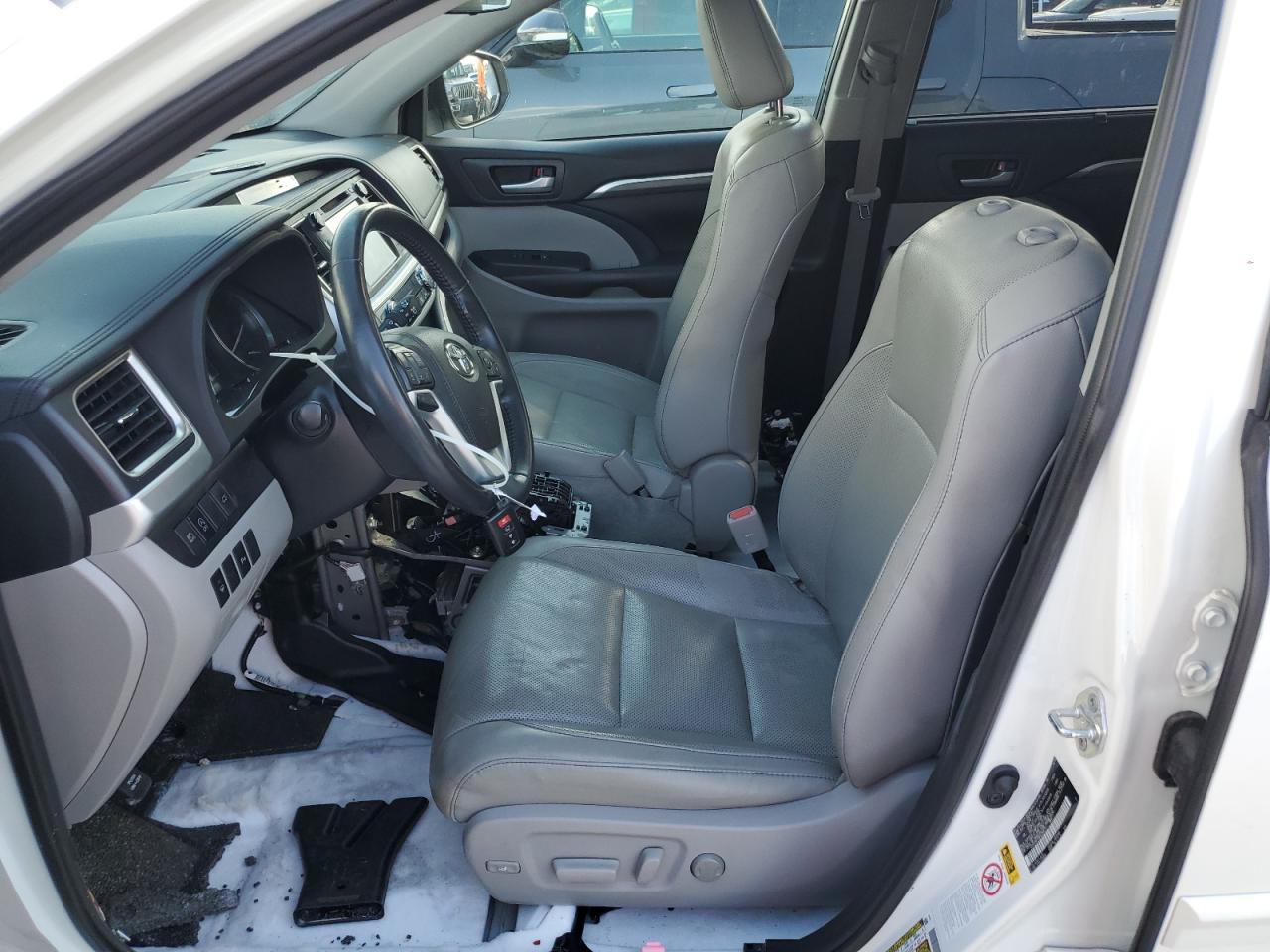 2019 Toyota Highlander - Image 7