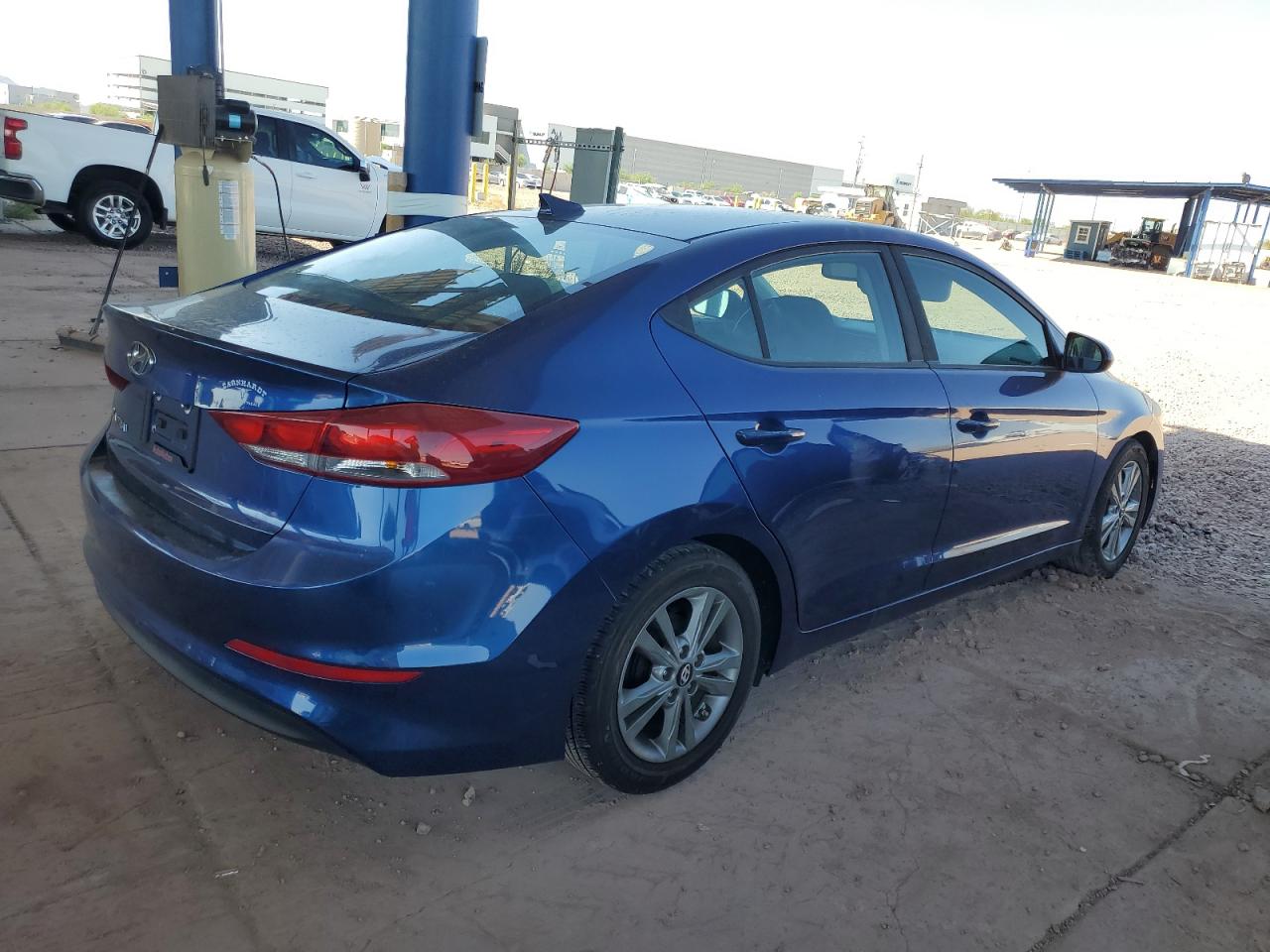 5NPD84LF2HH193963 2017 Hyundai Elantra Se